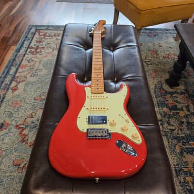 2023 Fender Player Plus HSS Stratocaster - Noiseless + Wide Range - Fiesta Red - w/Gig Bag image 5