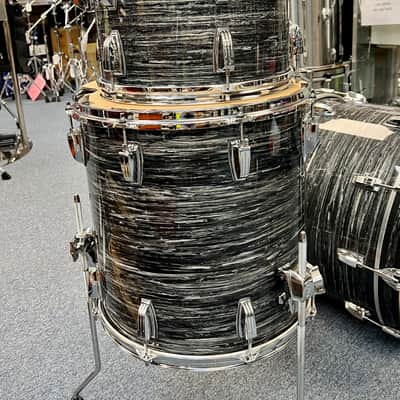 Ludwig Classic Maple Fab 3 Piece Shell Pack, Vintage Black Oyster - Floor Display image 6