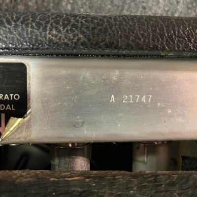 Fender Vibro Champ "Drip Edge" 6-Watt 1x8" Guitar Combo 1968 - 1969 - Silverface image 2