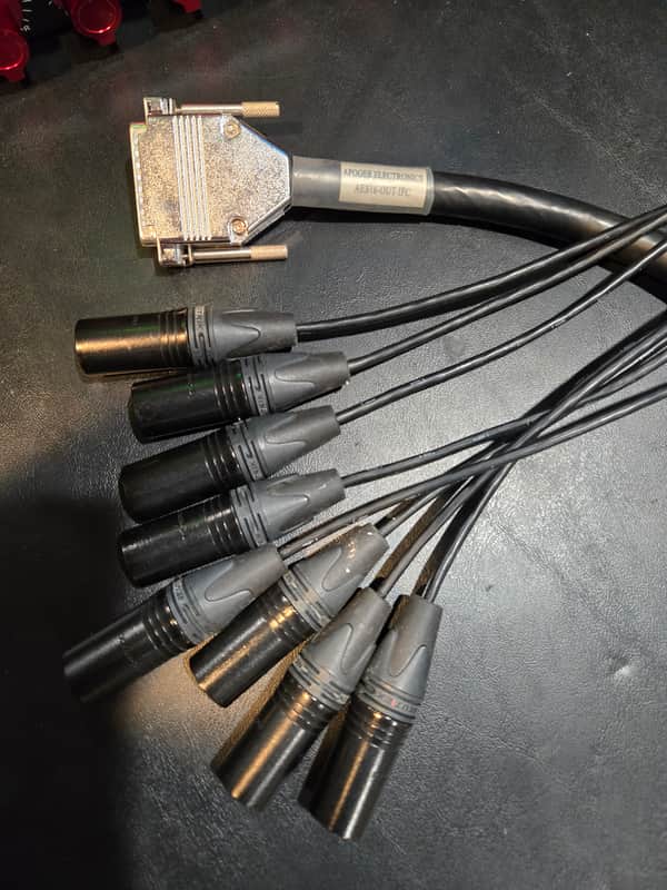 Apogee AES 16 out xlr to db25 image 1