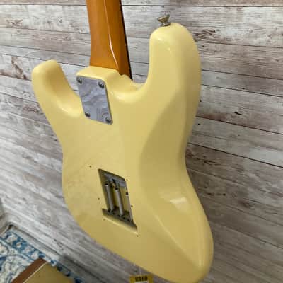 Used 1996 Fender American Vintage '62 Stratocaster image 17