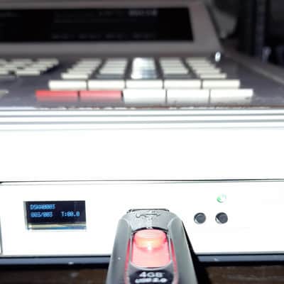 USB  Floppy Drive Emulator for Akai MPC 60, 16GB Loaded USB Drive, 100's of disks & OLED Display MPC60