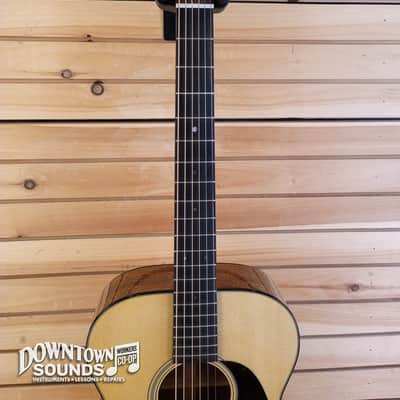 Martin 00-18 Grand Concert Acoustic Guitar with Martin Hard Case (2025) image 4