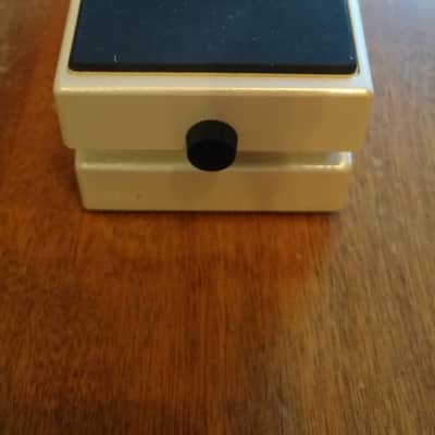 Boss DD-3(b) Digital Delay 2001 - Present - White image 3