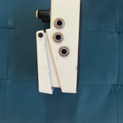 Boss LS-2 Line Selector (Silver Label) 1991 - Present - White image 3