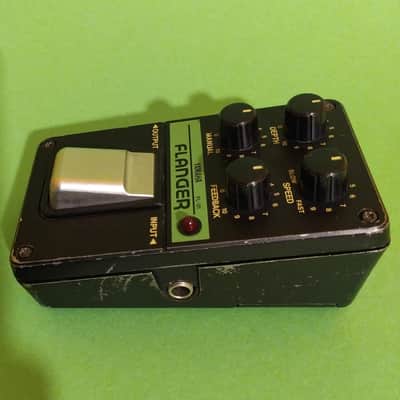 Yamaha FL-01 Flanger w/9v input - made in Japan image 5