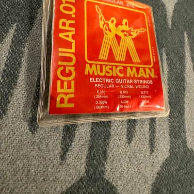 Ernie Ball Music Man 5 odd strings Made in USA 70s-80s image 2