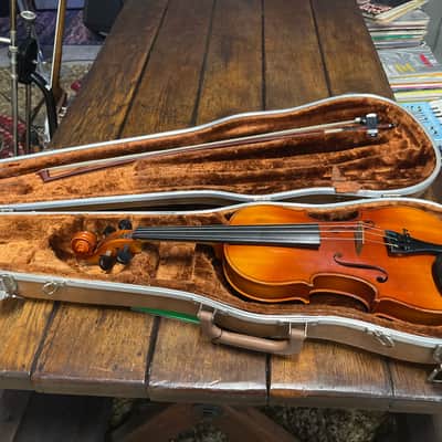 Violin - Suzuki - 1/2 Size image 2