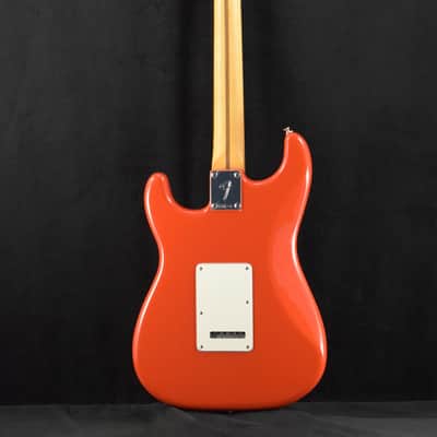 Mint Fender Player II Stratocaster HSS Coral Red Rosewood Fingerboard image 6
