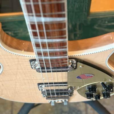 2025 Rickenbacker 660 Electric Guitar Maple Glo With Logo Hard Case image 11