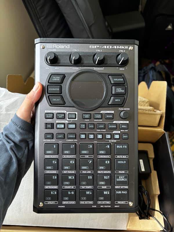 Roland SP-404MkII 2021 - Present - Gray image 1