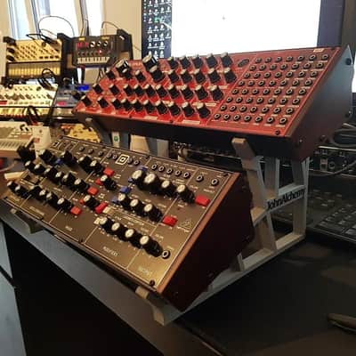 Double stand Behringer neutron e Behringer model D - 3dstudiofurniture