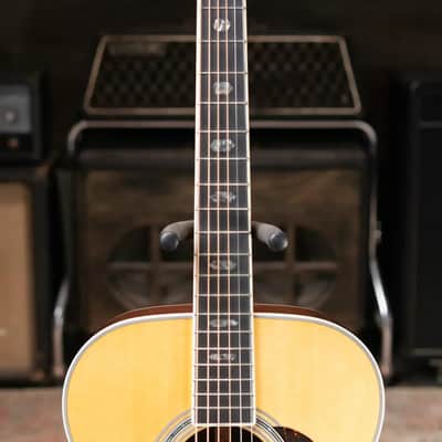 Martin J-40 Acoustic Guitar with Hardshell Case image 4