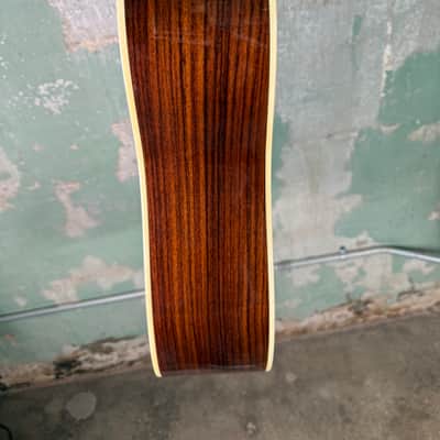 Alvarez Yairi Masterworks Slope Shoulder Dreadnought - Sunburst (FS/Blem) #6225 image 19