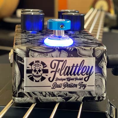 Flattley Guitar Pedals -Bass Poison Ivy -Bass Fuzz image 4