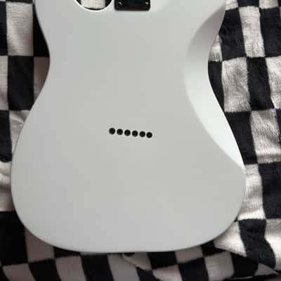 ESP LTD TE-200 - Snow White image 4