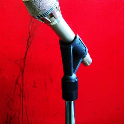 Vintage 1970's AKG D190E dynamic cardioid microphone w mic clip 280 OHMS Low Z D1000E D190E # 3 image 6