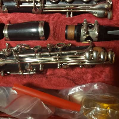 Buffet Crampon E11 Wood Clarinet--New Pads, Vandoren 5RV Mouthpiece! image 2