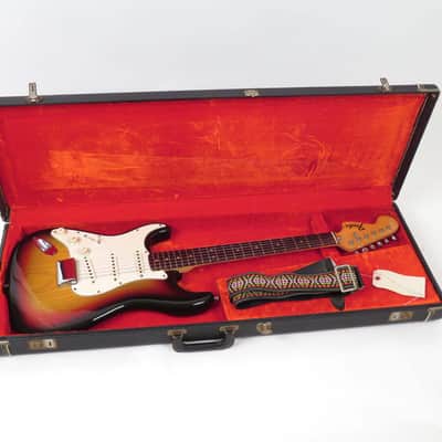 1975 Fender Stratocaster Left Handed - 7 1/4 Pounds! - Sunburst Finish - Rosewood Fingerboard - Original Case image 2