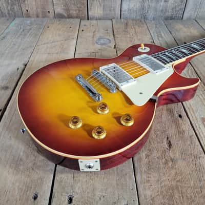Gibson Les Paul R8 Custom Shop VOS NOS 2021 w/ box, paperwork, never used - Sunburst image 9