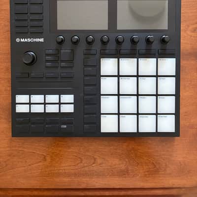Native Instruments Maschine MKIII 2010s - Black image 2