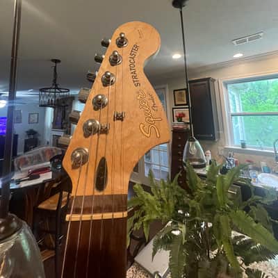 Fender Squier Stratocaster 2010 - Sun Burst Cherry image 9