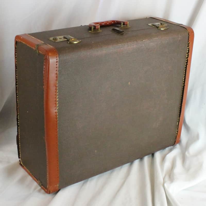 Italian Dark Brown Hard Case for Accordion 20.25" x 16.75" x 7.50" (51.50cm x 42.50cm x 19cm) image 1