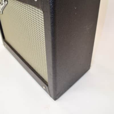 2015 Fender Mustang I (V.2) 20-Watt 1x8" Combo Guitar Amp image 4
