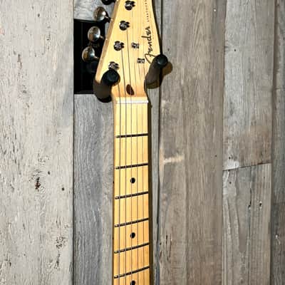 Sweet Fender Player Stratocaster, Maple Fretboard 3-Color Sunburst, CCG Custom Shop, Insane Player ! image 7