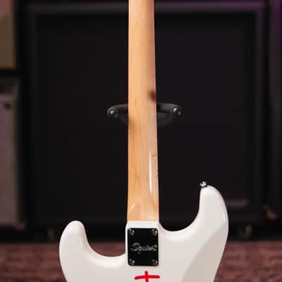 Squier Fender X Hello Kitty White Stratocaster with Gig Bag image 8