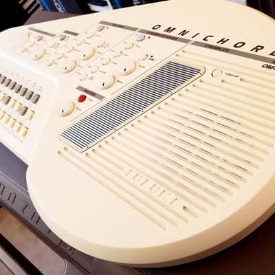 CERTIFIED!!! SUZUKI OMNICHORD OM300 INSPECTED/SERVICED AND IN AMAZING CONDITION! image 15