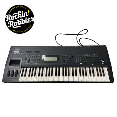 Consignment Yamaha SY77 Synthesizer w/ Levy's Bag (De La Cruz, B.)