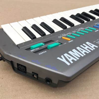 Yamaha SHS-10S Vintage Keytar Synthesizer Keyboard image 5