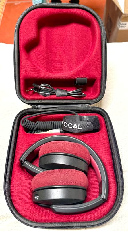 Focal Listen Professional Closed Back Headphones - 32 Ohms 2018 - Present - Black / Red image 1