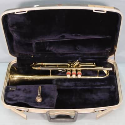 Conn Director 1963 - Brass image 6