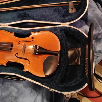 Yamaha V7G 4/4 Violin Outfit (With Case, Resin, & Two Bows) - Great Condition image 13