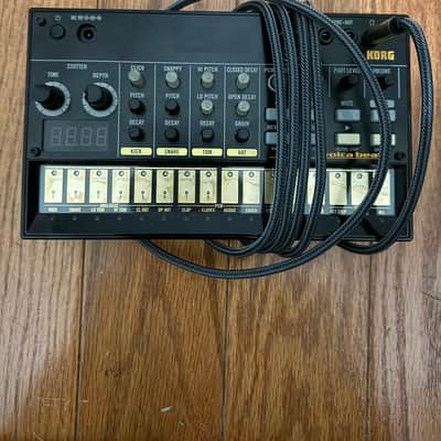 Korg Volca Beats Analog Rhythm Machine 2010s - Black