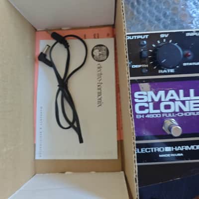 Electro-Harmonix EH4600 Small Clone Full-Chorus 2000 - Present - Purple / Black image 2