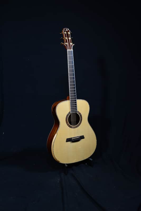 2018 Maestro Guitars Victoria OM SB Swiss Spruce Private Collection