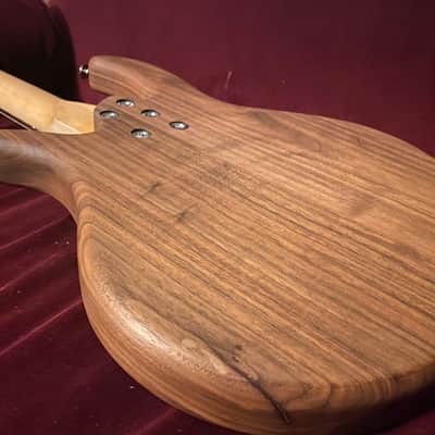 Birdsong Short Bass 2013 Natural image 7