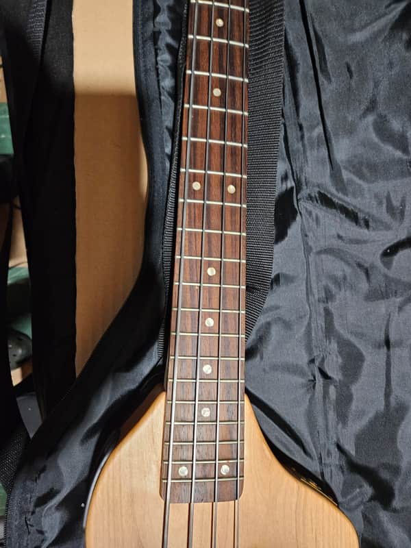【美品】Traveler Guitar escape ヘッドレスベース Traveler Guitar Escape MK-II Bass - Natural | Sweetwater