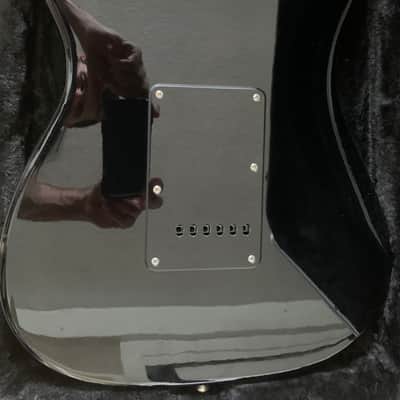 Squier Classic Vibe '70s Stratocaster HSS Black Maple Fretboard WITH Gator GC-ELECTRIC-A Double-cutaway Electric Guitar Case image 10
