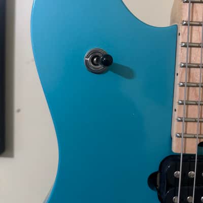 EVH Wolfgang WG Standard 2010s - Matte Blue Frost image 8