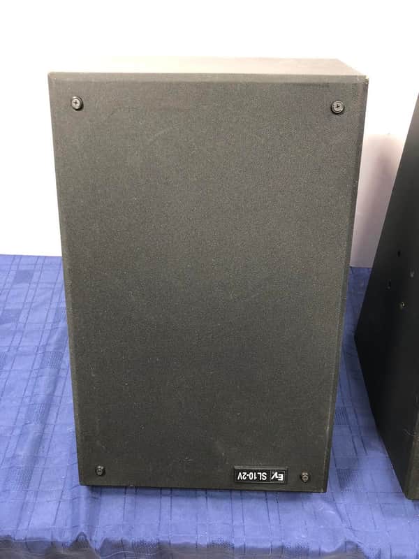 エレクトロボイス Electro-Voice SL10-2V [2ウェイシネマサラウンド･スピーカシステム ２本セット] Electro-Voice EV SL10-2V Two-Way Slant Cinema Surround Speaker