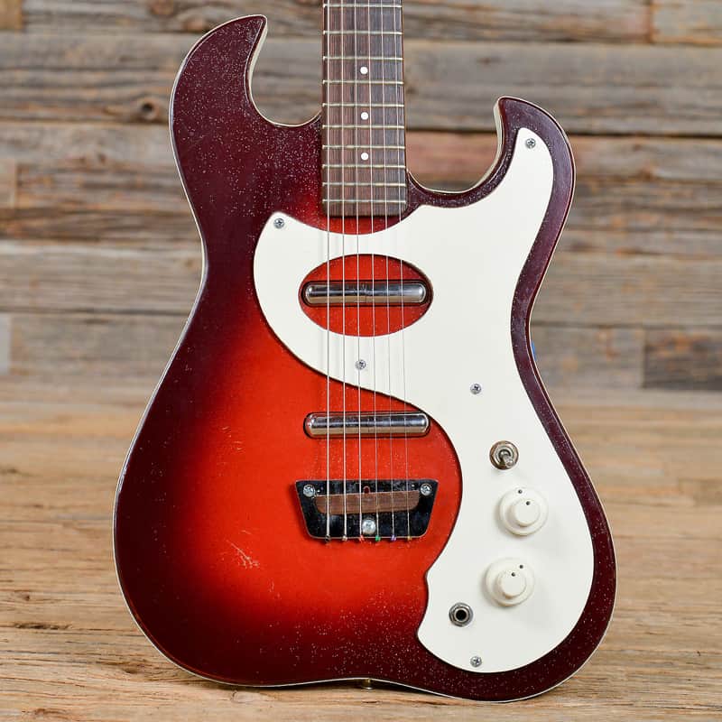 Silvertone 1457 with Case Amp image 2