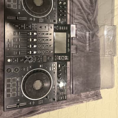 Pioneer XDJ-XZ 4-Channel Rekordbox / Serato All-In-One DJ System 2020 - Present - Black image 1