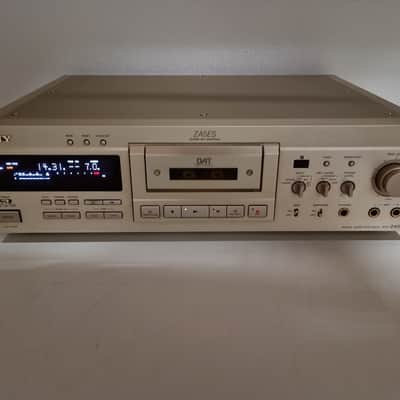 Sony DTC-ZA5ES  Digital Audio Tape Deck -  Fully Serviced - With German Manual image 2