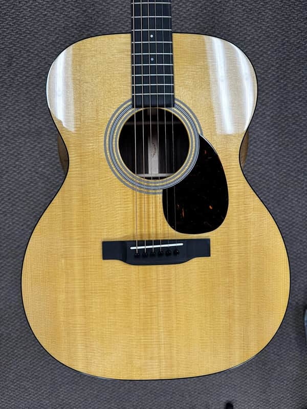Martin OM-21 Standard Acoustic Guitar Natural w/ Hard Case image 1