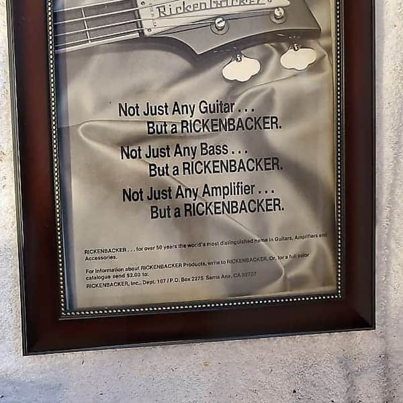 1982 Rickenbacker 4001 Bass B & W