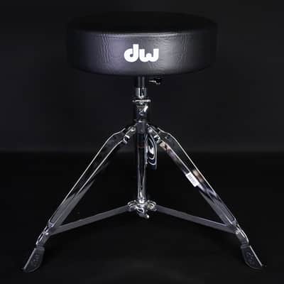DW DWCP3100 Round Top Throne image 2